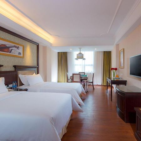 Vienna Hotel Guangzhou Shiling Exteriör bild